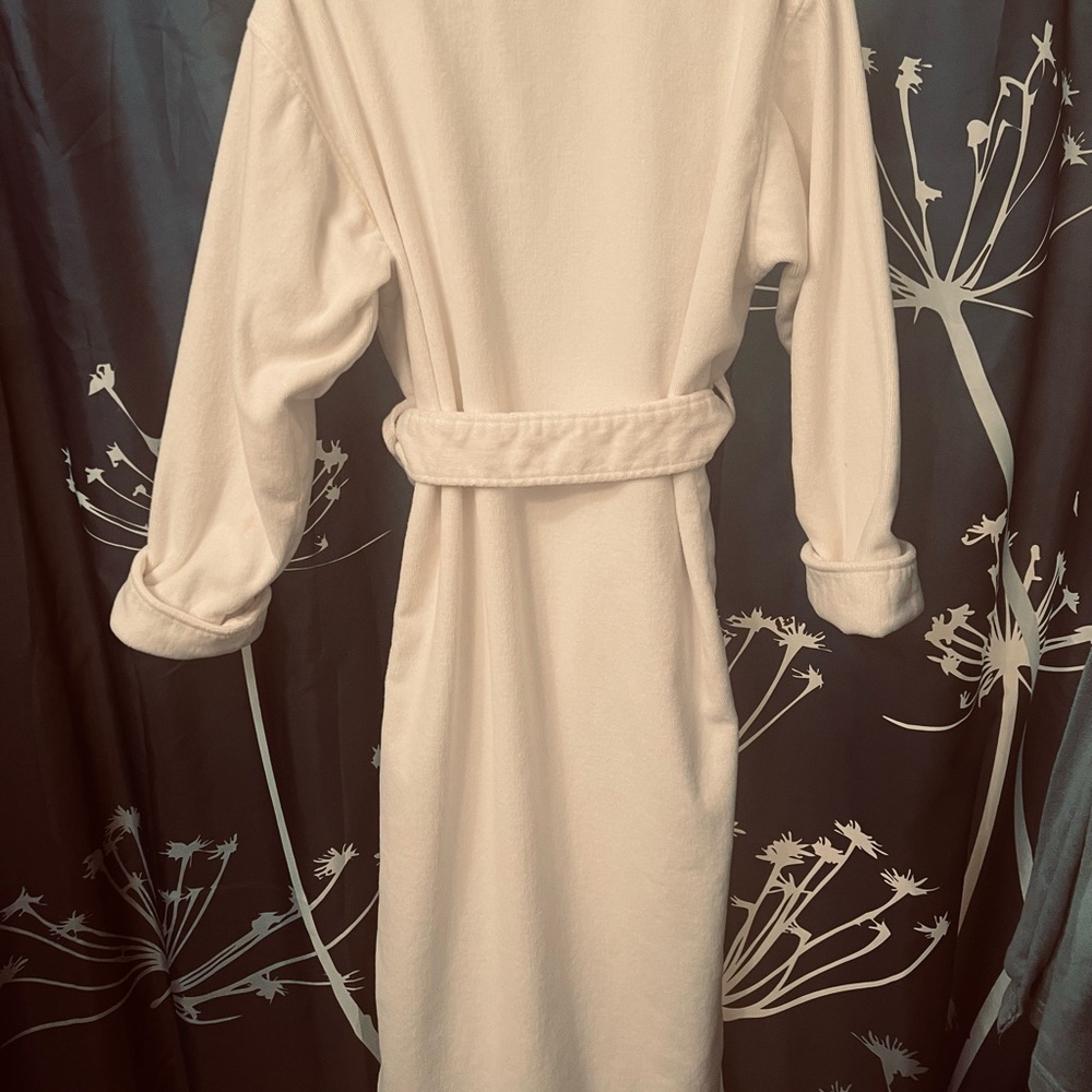 Victoria’s Secret, white robe, size XS/S - Picture 2 of 7